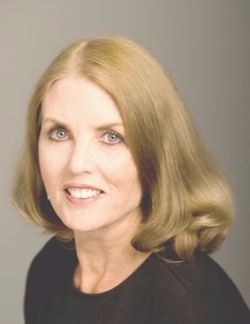 Rosalind Flynn's Headshot